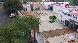 Foto: Cortesía Dron lanza explosivo a policías de Uriangato durante pase de lista