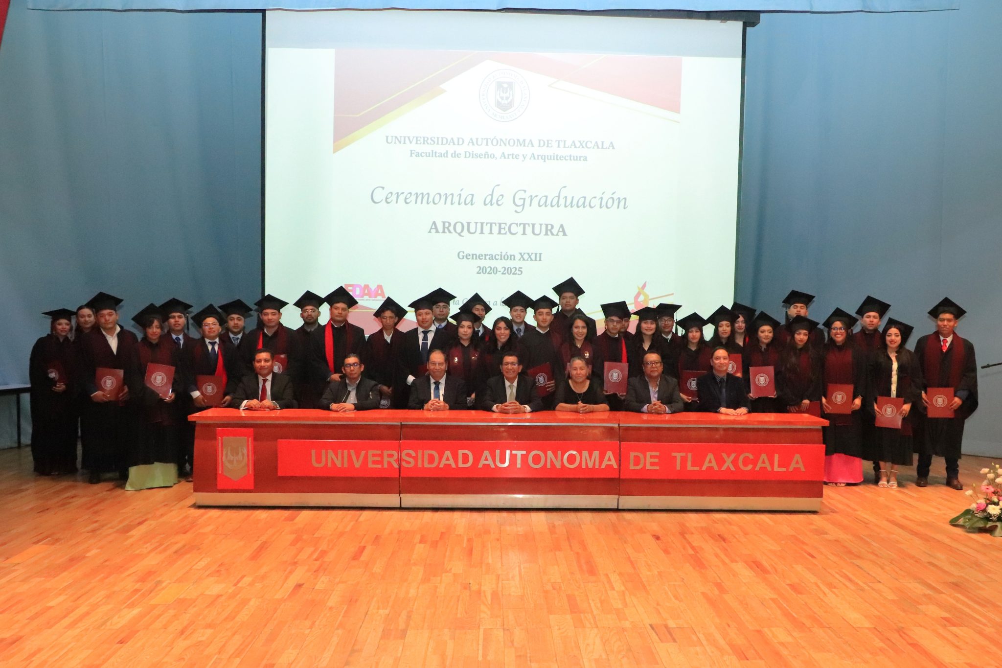 UATx gradúa arquitectos con visión innovadora para transformar Tlaxcala