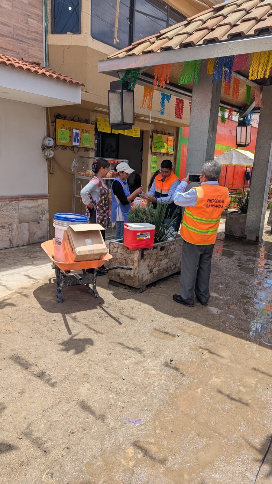 Refuerzan vigilancia sanitaria tras inundaciones en Tequexquitla