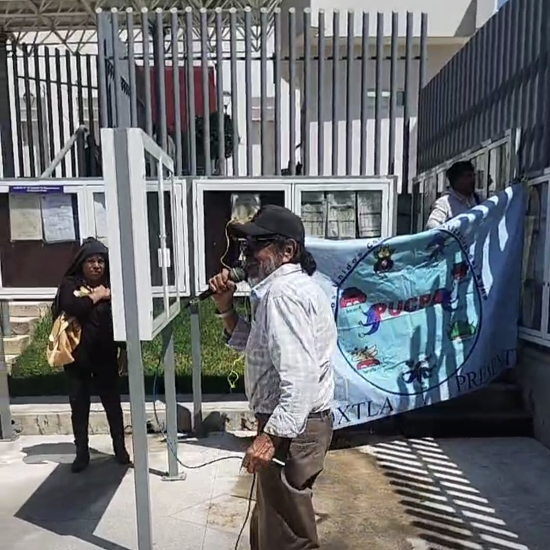 Denuncian criminalización de activistas en Xoxtla frente al Poder Judicial de Puebla