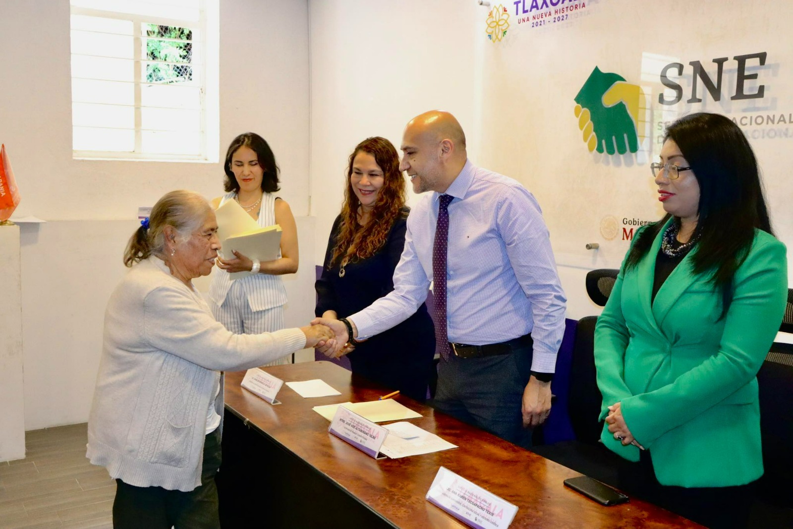 Apoyan a emprendedores tlaxcaltecas con bienes para sus negocios