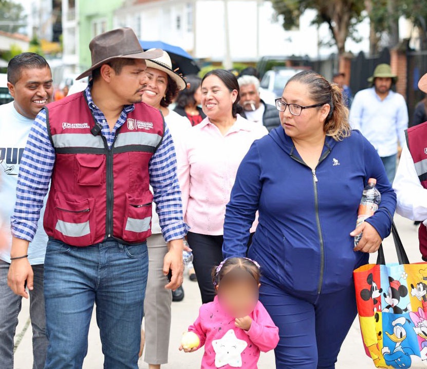 Hombro a hombro estamos trabajando en beneficio de Cuautlancingo: Omar Muñoz