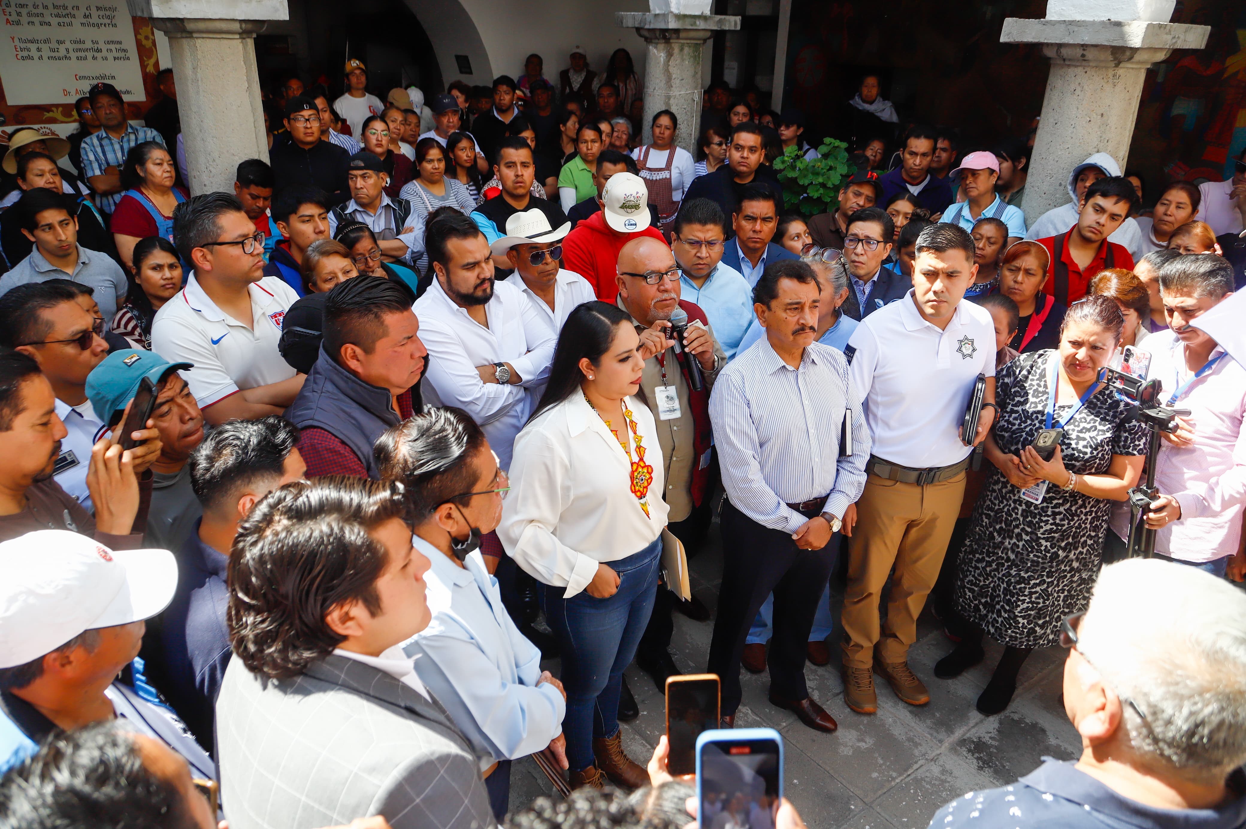 Comunicado oficial Tonantzin Fernández escucha a locatarios y garantiza Certeza jurídica en los espacios del Mercado Cosme del Razo