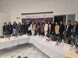 Regidoras de Tlaxcala tejen redes de poder y sororidad en conversatorio clave