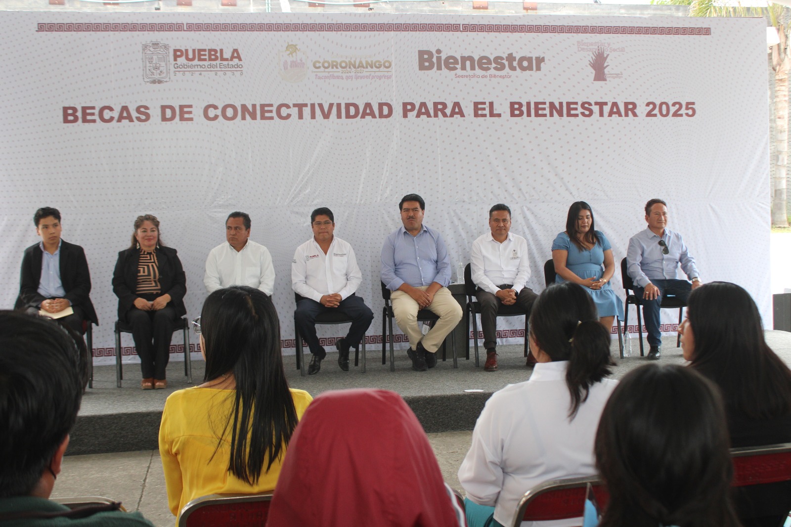 Comunicado oficial Con Becas de Conectividad, en Coronango se impulsa la educación