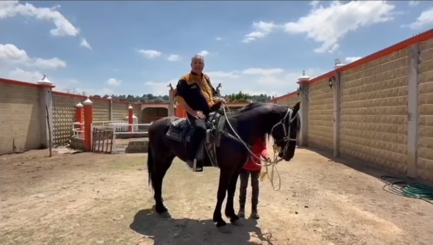 Aparta la fecha: Se viraliza invitación para fiesta de XV años en Tlaxcala