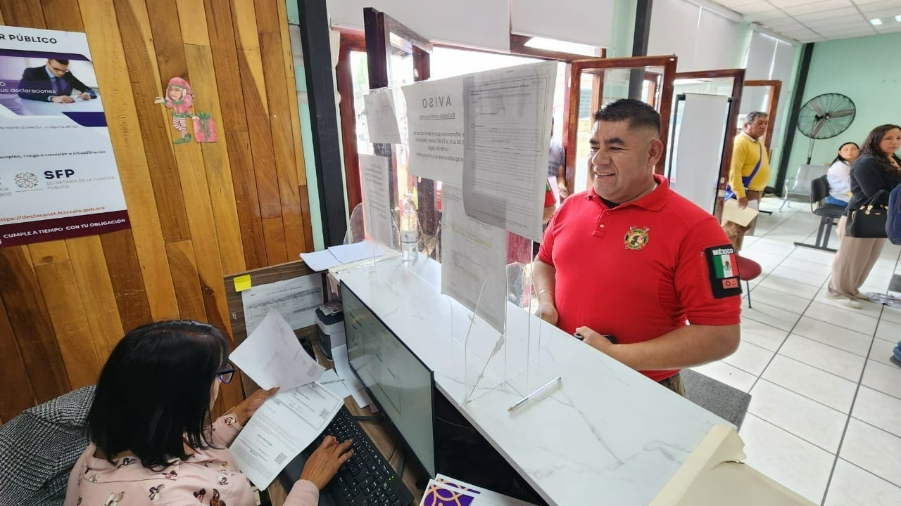 70 bomberos de Tlaxcala obtienen licencia tipo “E” tras capacitación oficial