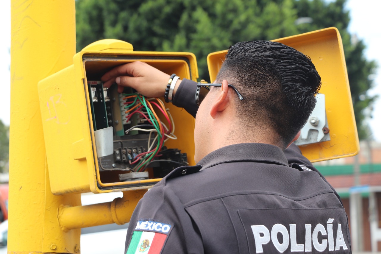 Comunicado oficial Avanza la modernización de semáforos en San Pedro Cholula: compromiso cumplido de la presidenta Tonantzin Fernández