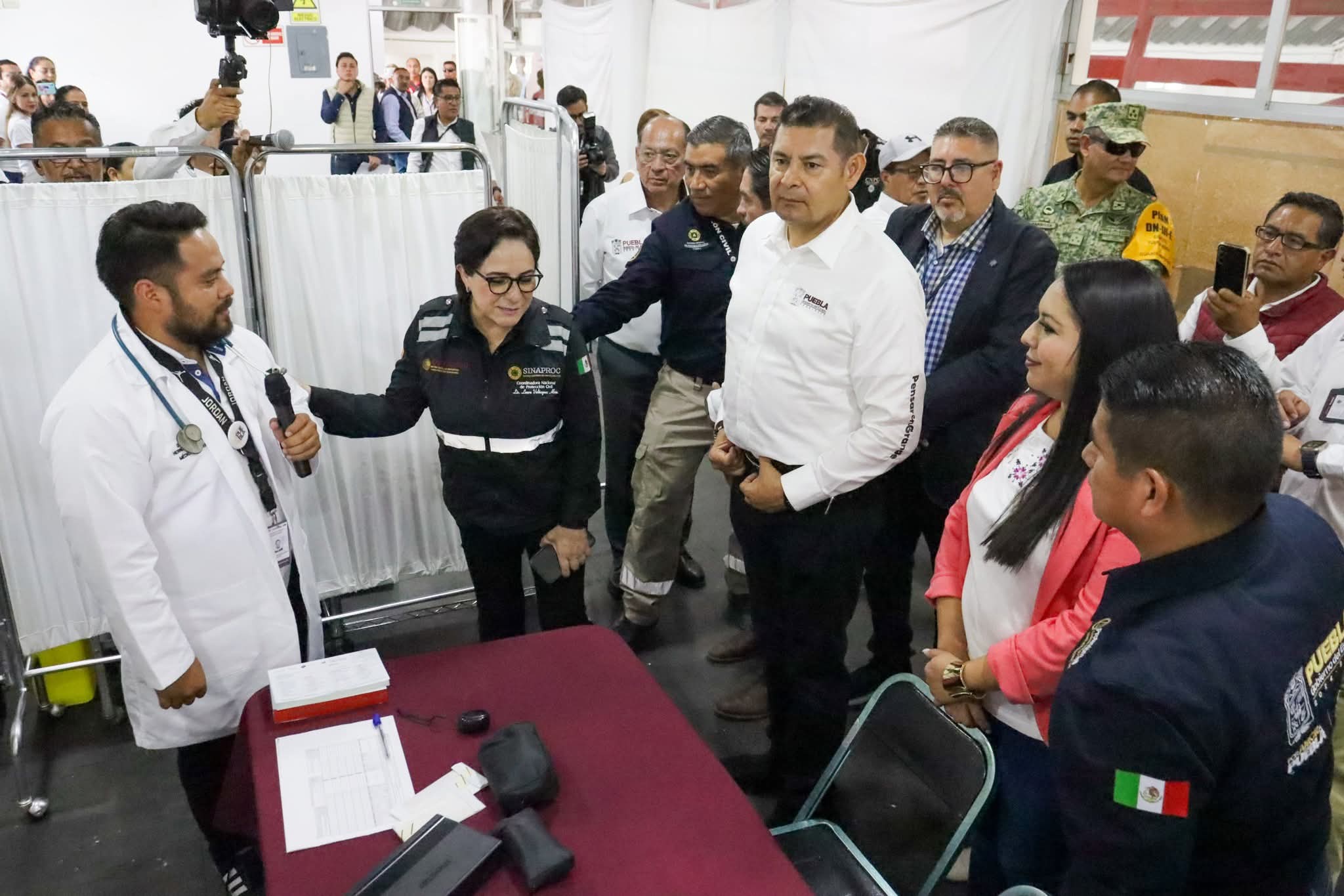 Por: Cortesía Lula Pineda Tonantzin Fernández supervisa refugio temporal y fortalece acciones preventivas en San Pedro Cholula