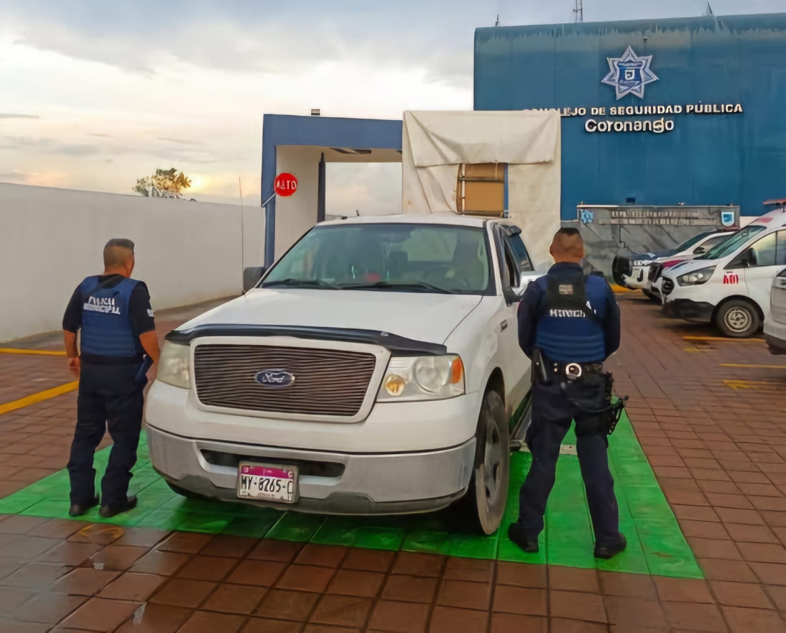Por: Cortesía Lula Pineda Recuperan camioneta con reporte de robo en Coronango gracias a videovigilancia