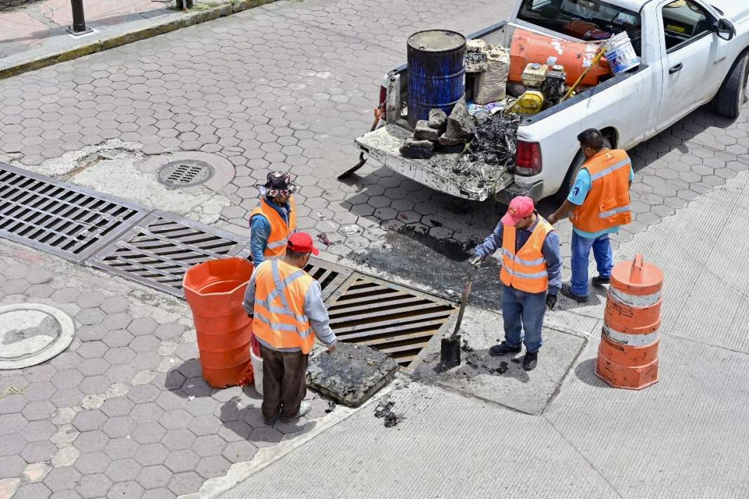 Tlaxcala mejora drenaje y seguridad vial en calle Ribereña de Tizatlán