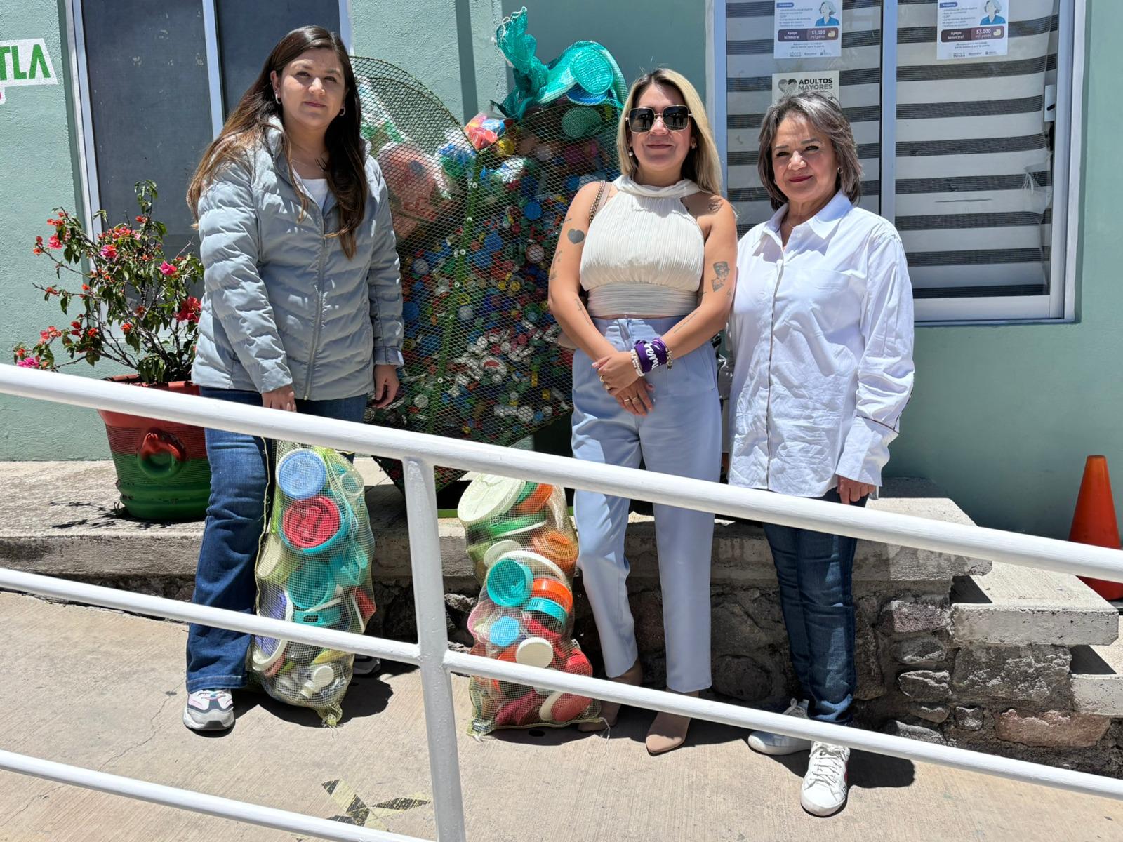 Foto: Cortesía DIF Huamantla entrega tapitas que transforman vidas de niñas y niños