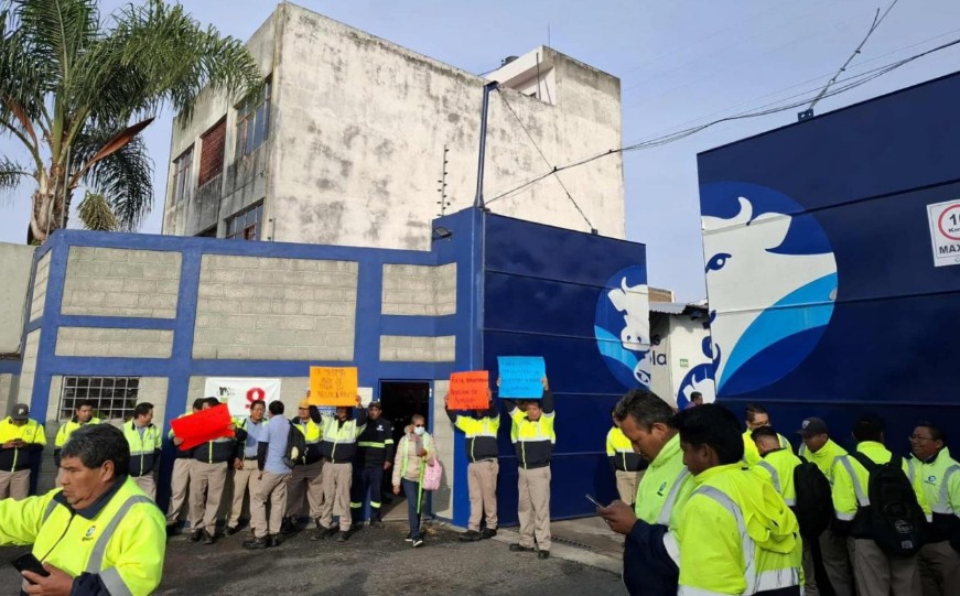 Foto: Cortesía Protesta laboral en Alpura Puebla por violaciones al contrato colectivo