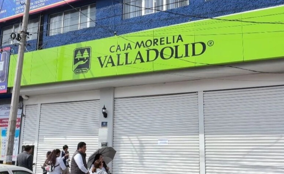 Foto: Cortesía Cinco hombres armados asaltan Caja Morelia Valladolid en Puebla