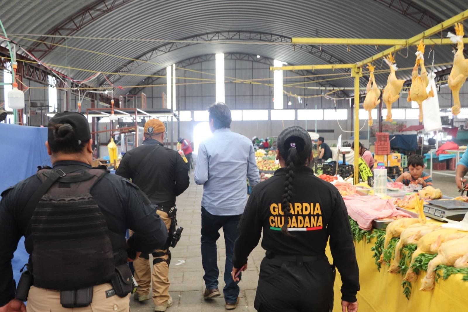 Por: Cortesía Lula Pineda Refuerzan vigilancia en mercado de Santa María Xixitla para garantizar seguridad