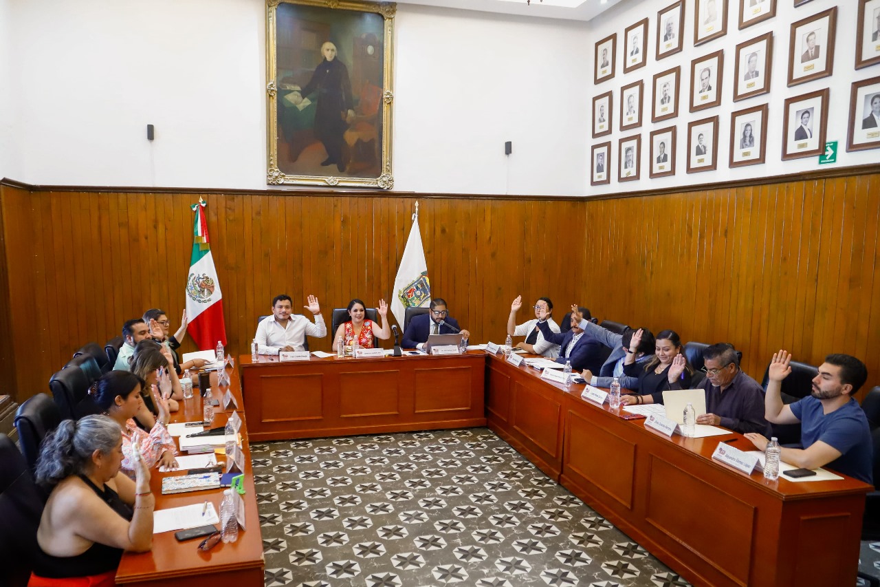 Histórico: Más de 500 jóvenes universitarios cholultecas recibirán beca municipal