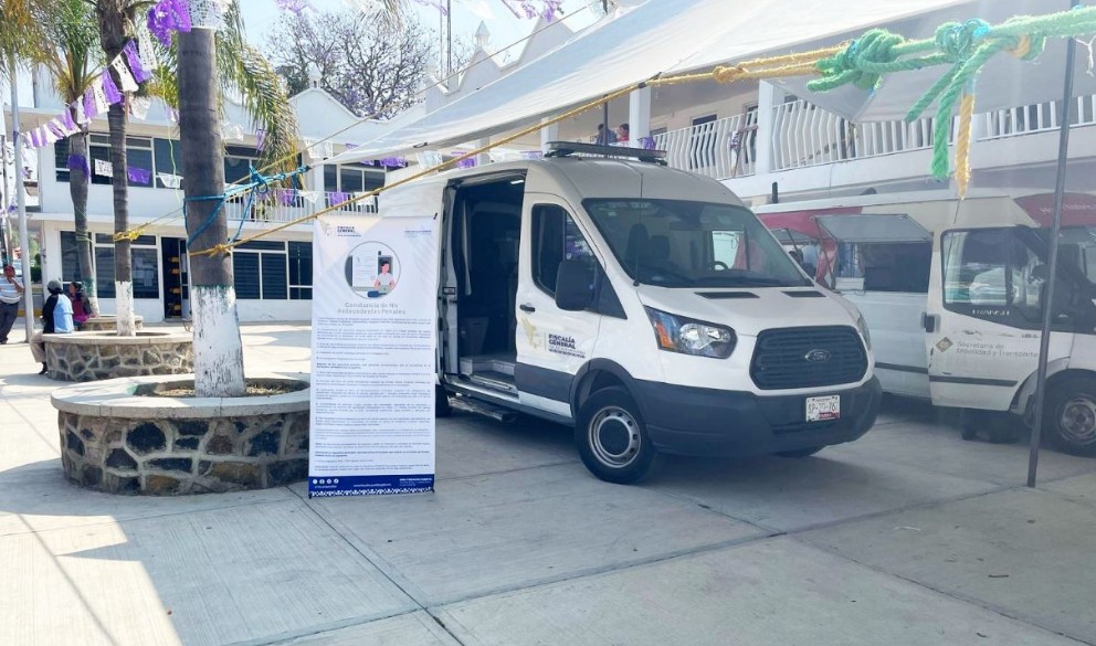 Foto: Cortesía Unidad móvil en Juan C. Bonilla para expedir constancias