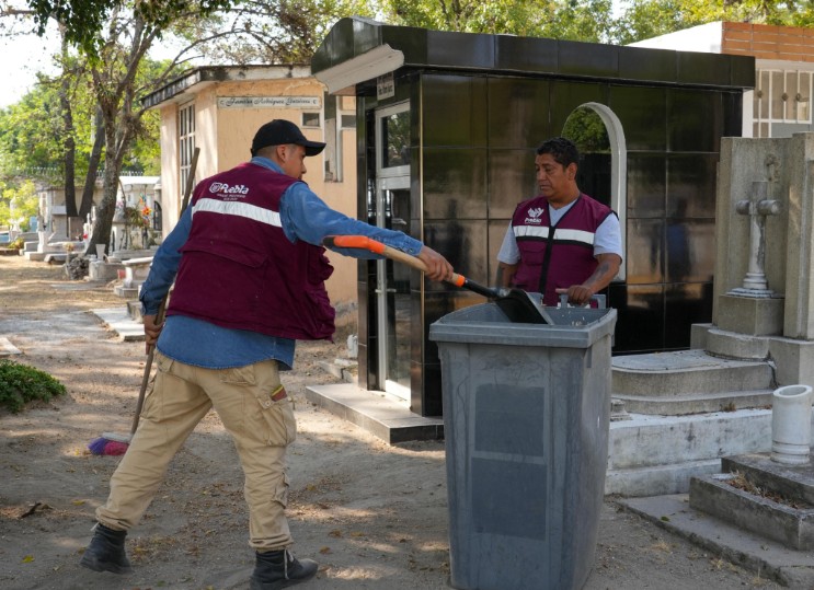 Foto: Cortesía Puebla activa operativo especial en el Panteón por el Día del Padre