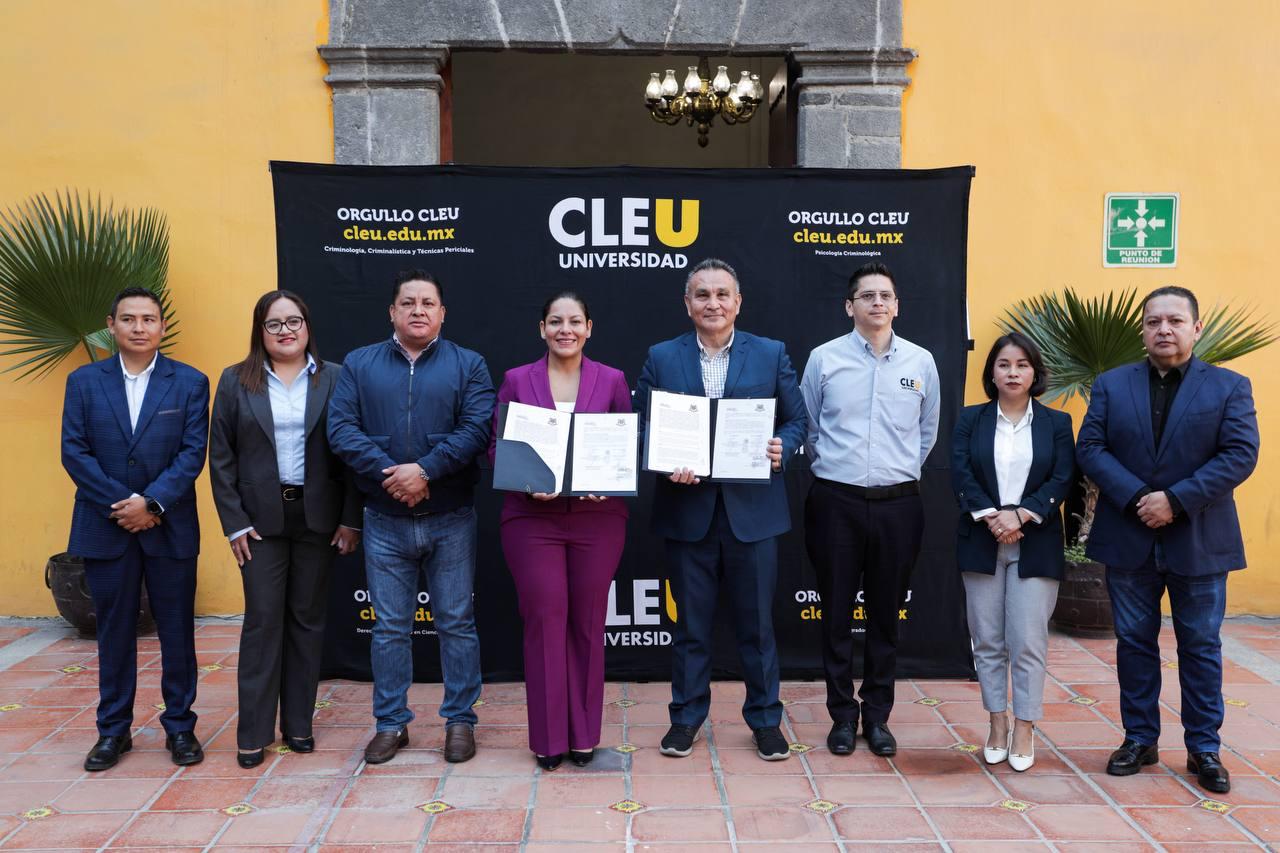 Signan San Andrés Cholula y CLEU convenio de colaboración en beneficio de la seguridad
