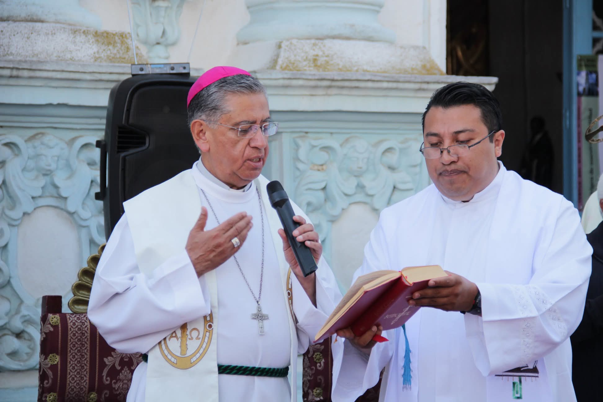 Recibe Obispo de Tlaxcala nombramiento desde El Vaticano