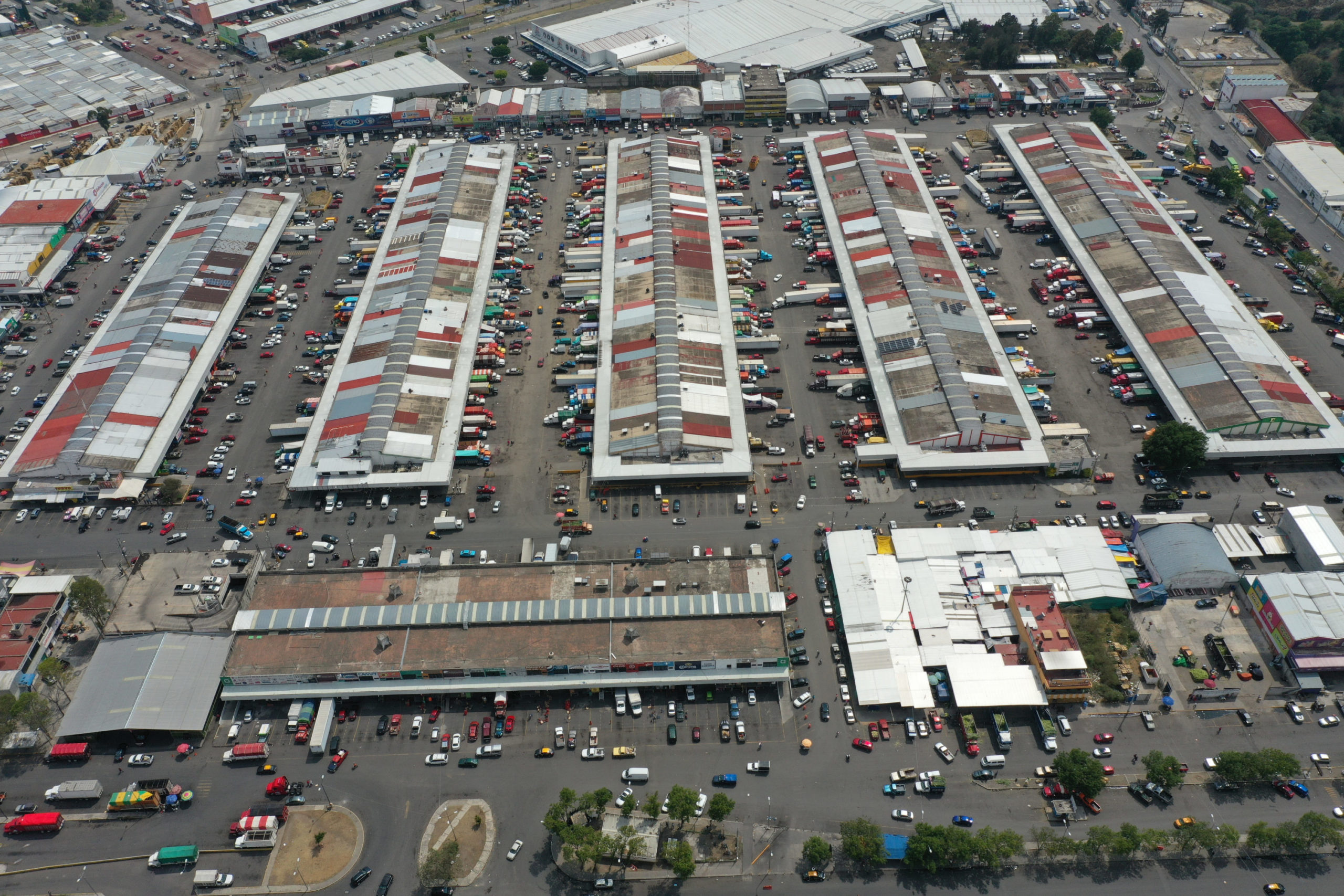 Foto: Cortesía Se frena construcción de barda en Central de Abasto por rechazo a sistema de videovigilancia