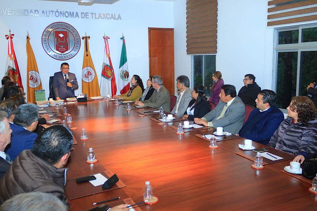 UATx y UCSM fortalecen alianza académica para impulsar posgrados y doble titulación