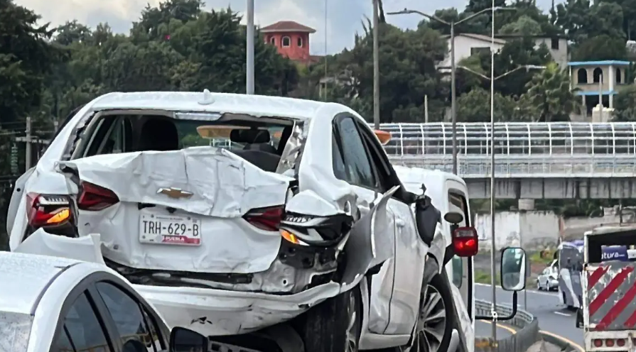Milagro en Tlaxcala: Atleta sobrevive a choque múltiple en El Molinito