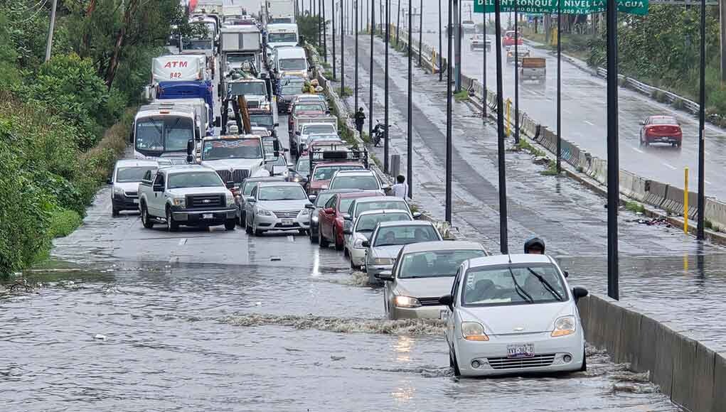 Foto: Cortesía Lluvia intensa deja inundaciones, árboles caídos y caos vial en Puebla capital y zona metropolitana