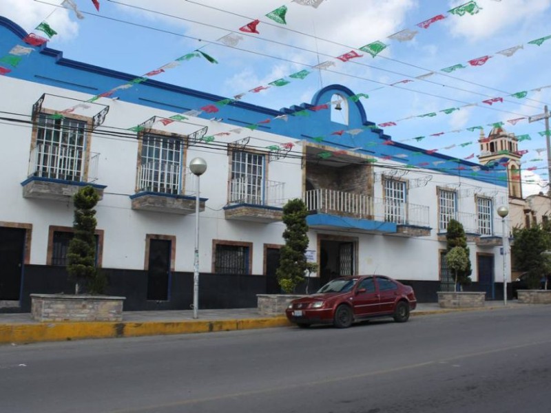Foto: Cortesía José Chedraui respalda conversión de San Francisco Totimehuacán en municipio 218 de Puebla