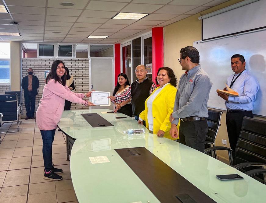 39 alumnos y docentes de UPTx logran certificación TOEFL ITP en 2025