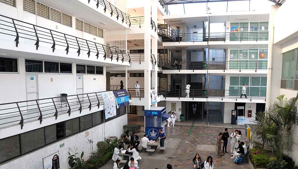 Foto: Cortesía La BUAP refrenda su compromiso con la formación de médicos competentes y humanos