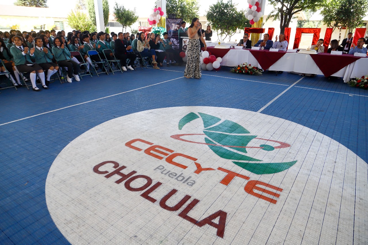 Comunicado oficial Tonantzin Fernández anuncia pavimentación de la avenida de acceso al CECyTE de Almoloya