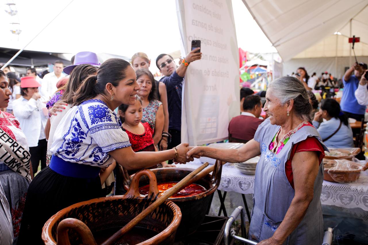 Comunicado oficial Inaugura Lupita Cuautle 29ª Feria del Nopal en San Bernardino Tlaxcalancingo