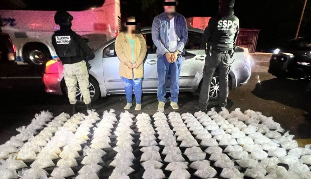 Foto: Cortesía Detención de dos personas con metanfetamina en Sinaloa