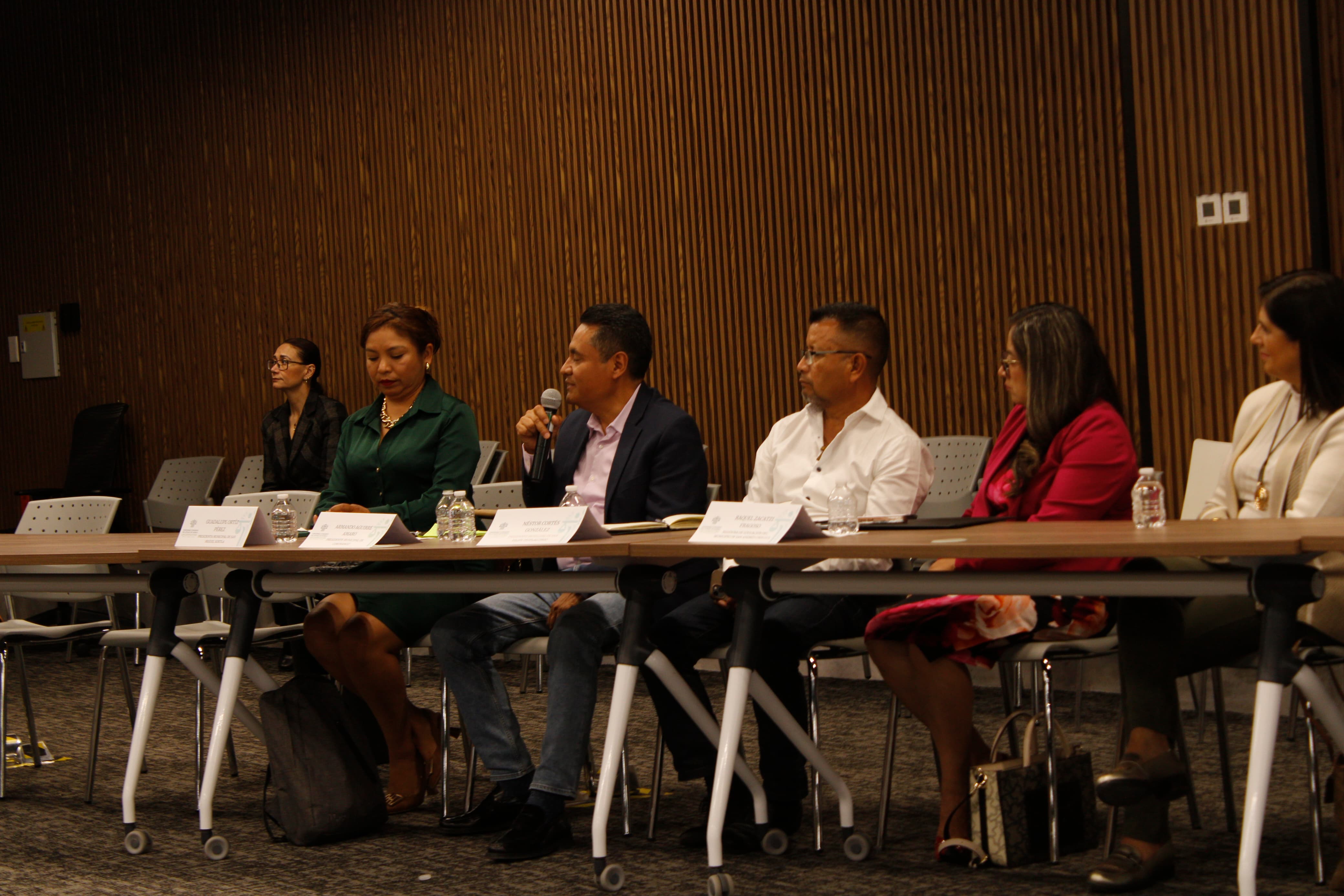 Comunicado oficial Presenta Armando Aguirre proyectos en la Comisión de Asuntos Metropolitanos del Congreso