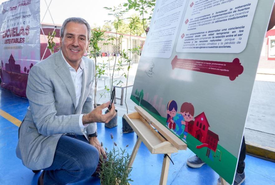 Foto: Cortesía Puebla firma compromiso para transformar escuelas en espacios sustentables