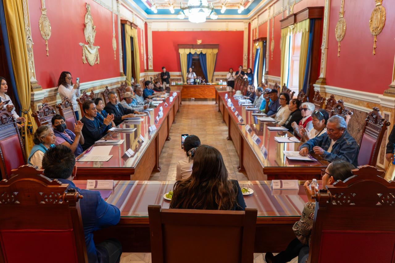 Foto: Cortesía Entrega gratuita de actas de nacimiento garantiza derechos a adultos mayores