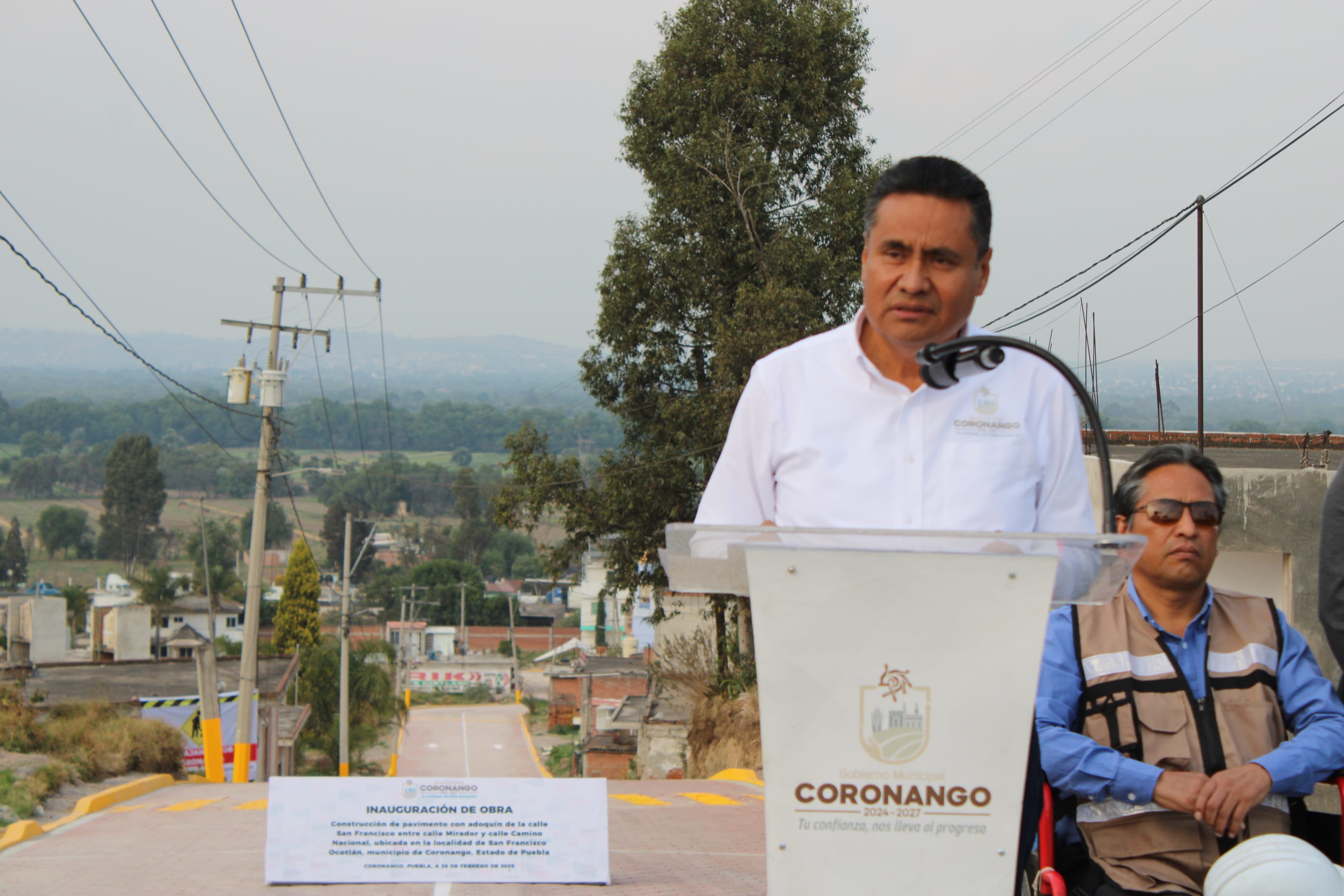 Comunicado oficial Inaugura Armando Aguirre pavimentación en Ocotlán