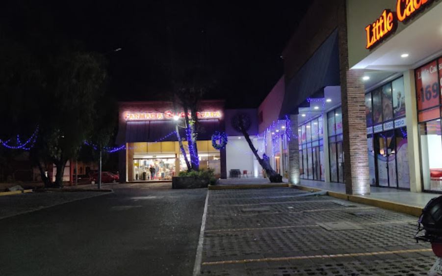 Foto: Cortesía Ladrón armado asalta Farmacia Guadalajara y huye con 30 mil pesos