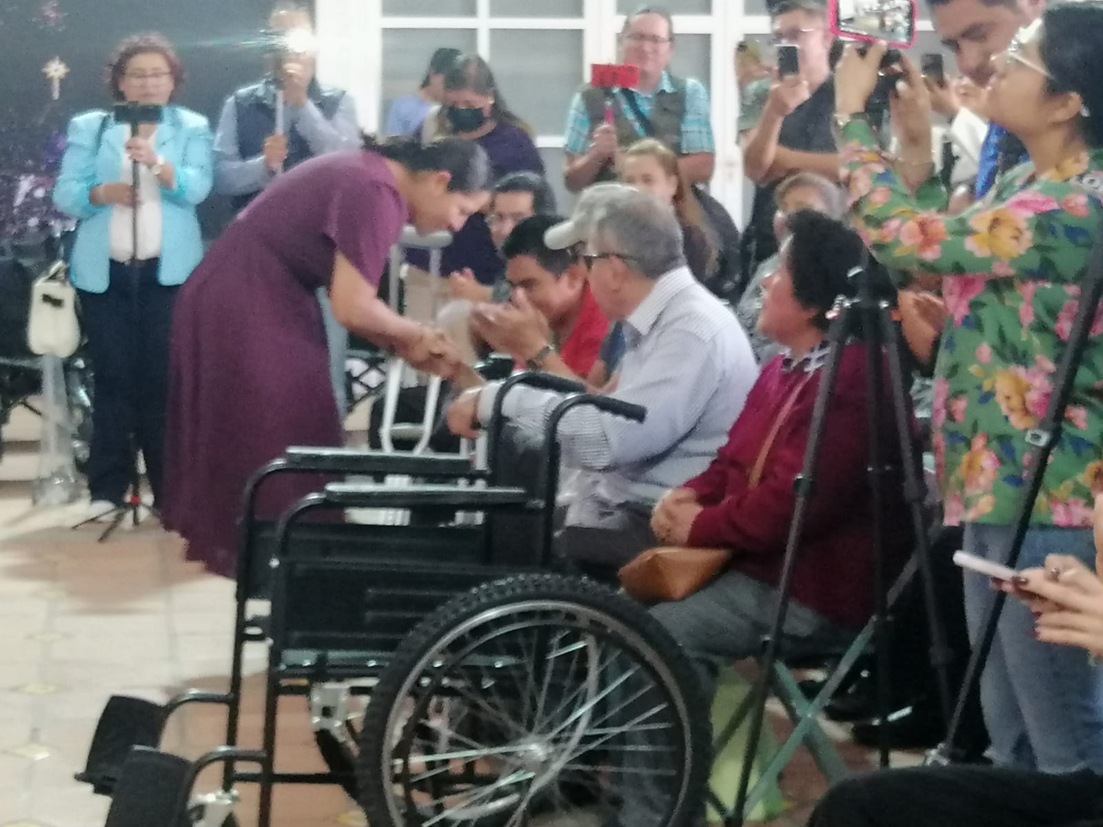 Por: Cortesía Lula Pineda Entregan 177 aparatos ortopédicos a personas en situación de vulnerabilidad