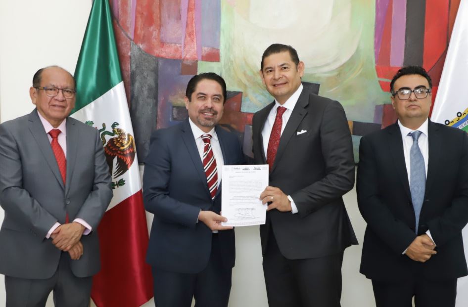 Foto: Cortesía Nombramiento de Juan Carlos Valdéz Zayas como Director General del SEDIF