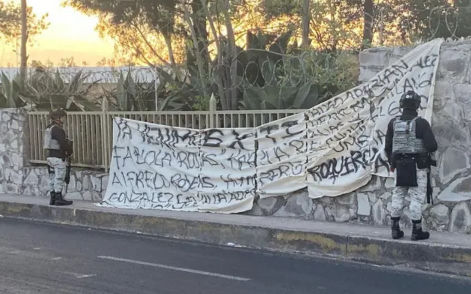 Foto: Cortesía Hallan narcomanta en la 25ª Zona Militar de Puebla