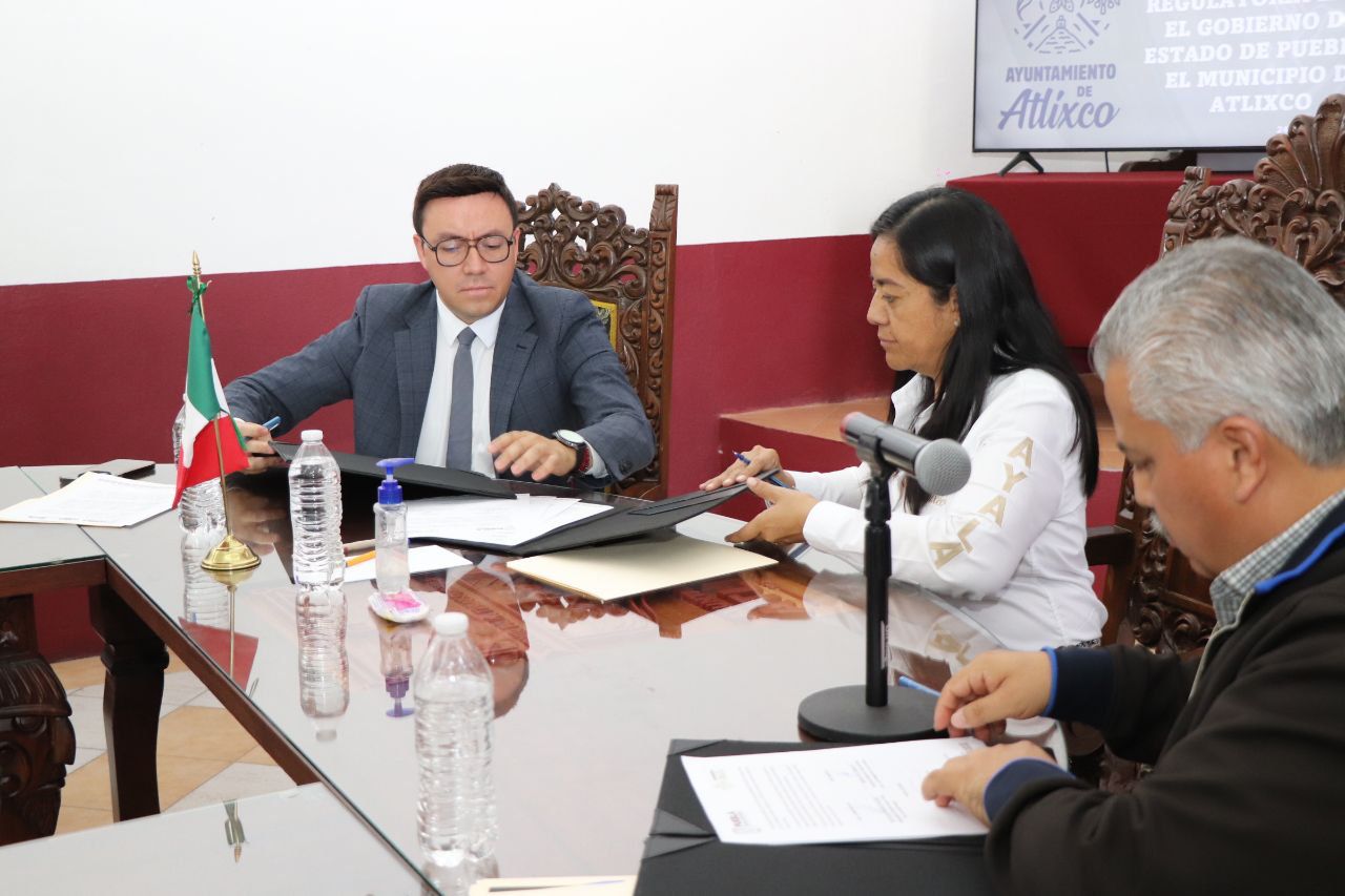 Foto: Cortesía Atlixco moderniza la atención ciudadana con nuevo convenio estatal