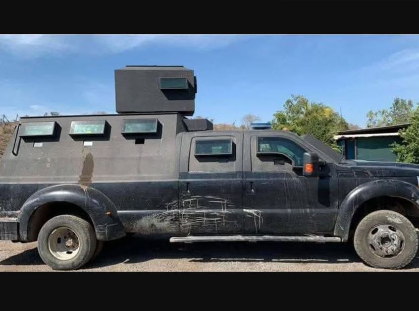 Foto: Cortesía Operativo conjunto en Sinaloa: decomisan "Monstruo Blindado" y arsenal