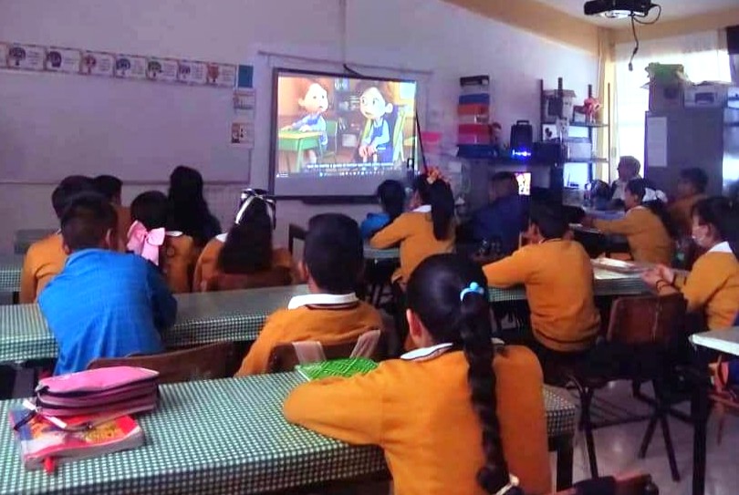 Estudiantes de Psicología de la UATx sensibilizan sobre bullying en Mazatecochco