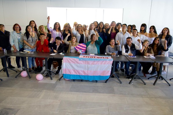 Foto: Cortesía Aliatan marcha en Puebla para el Día de la Visibilidad Trans