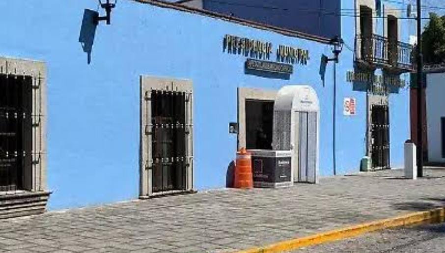 Foto: Cortesía Revés legal para alcalde de Apetatitlán: embargo laboral sigue firme