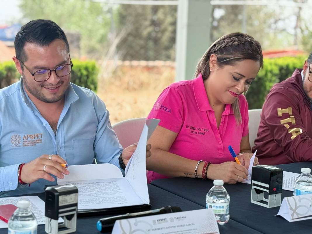 ITEA y APBPET firman convenio para mejorar la educación de adultos en Tlaxcala