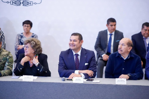 Foto: Cortesía Iniciará gobierno de Puebla regularización del servicio de grúas