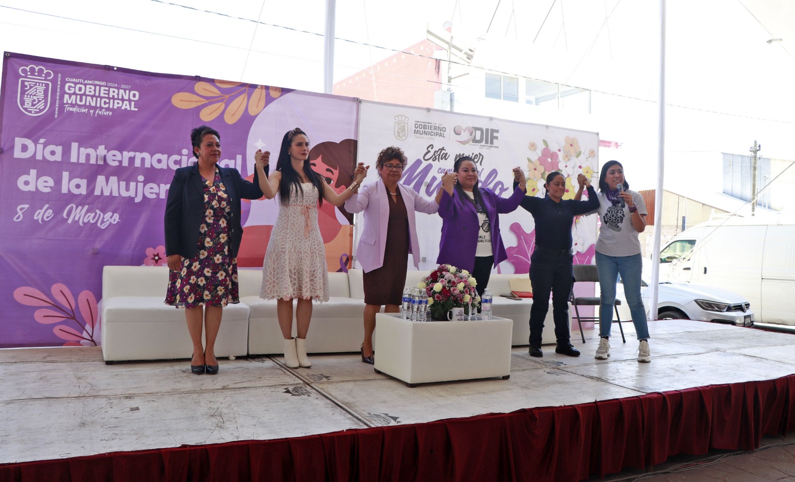 Comunicado oficial Omar Muñoz y Tere Alfaro encabezaron la conmemoración por el “Día Internacional de la Mujer” con el evento “Esta mujer cambiará el mundo”